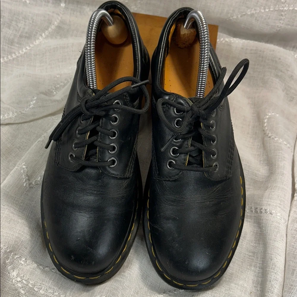 Dr Martens leather lace up oxfords shoes